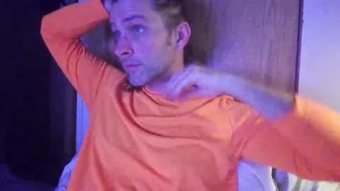 barebearstudio online show from March 23, 12:25 am