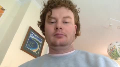 Snapshot of barneytennyson chatting on July 1, 12:45 am Tyler online show from July 1, 12:45 am