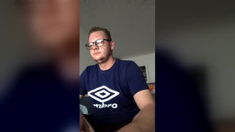 Snapshot of bary_czech chatting on May 9, 4:17 am BestBoy online show from May 9, 4:17 am