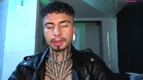 bastian66_ online show from May 22, 2:19 am