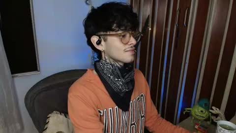 Bastiel online show from December 2, 1:44 am