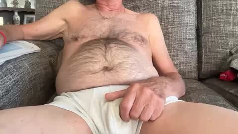 Snapshot of baykiwi54 chatting on March 19, 10:03 pm baykiwi54 online show from March 19, 10:03 pm