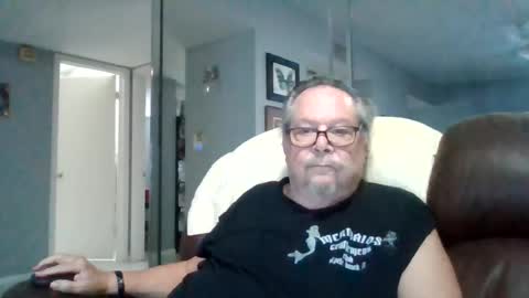 Single Grandpa in Florida. Love to C2C and have Fun Privately online show from June 24, 1:10 pm