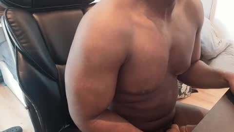 bbcthomas123112 online show from April 19, 8:02 am