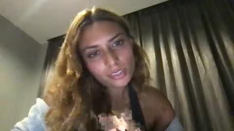 Snapshot of bbypiamia chatting on April 8, 1:33 pm bbypiamia online show from April 8, 1:33 pm