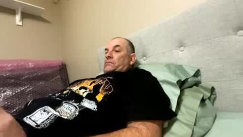bdgreg70 online show from July 25, 7:44 pm