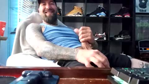 Snapshot of bdicktattoos chatting on September 10, 1:55 pm bdicktattoos online show from September 10, 1:55 pm