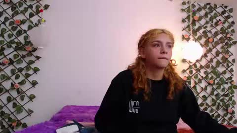 Sara  Juan online show from July 8, 2:38 am