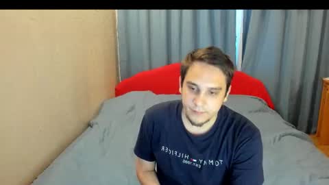 Snapshot of bear_beer130 chatting on July 6, 6:54 pm bear_beer130 online show from July 6, 6:54 pm