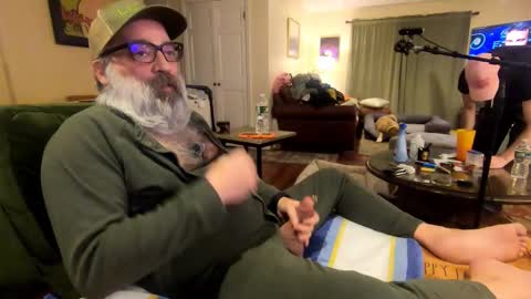 Snapshot of bear_in_mind chatting on March 19, 2:59 am BareBear online show from March 19, 2:59 am