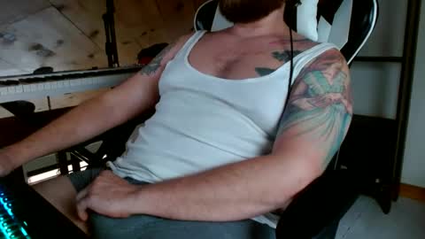 Beard Belly and Tattoos online show from October 2, 10:17 pm