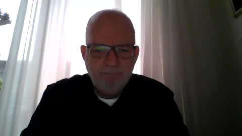 Snapshot of beardman916444 chatting on December 18, 1:34 pm Beardman online show from December 18, 1:34 pm