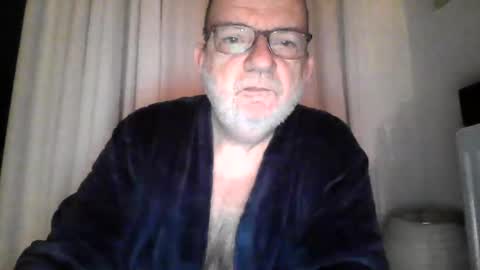 Snapshot of beardman916444 chatting on January 11, 6:24 am Beardman online show from January 11, 6:24 am