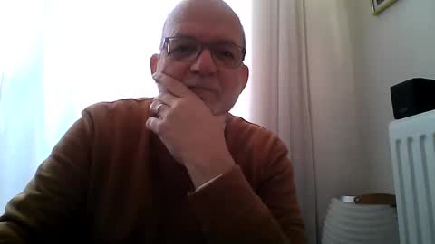 Snapshot of beardman916444 chatting on January 12, 12:44 pm Beardman online show from January 12, 12:44 pm