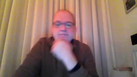 Snapshot of beardman916444 chatting on January 16, 7:10 pm Beardman online show from January 16, 7:10 pm