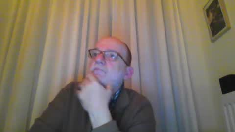 Snapshot of beardman916444 chatting on February 6, 6:46 pm Beardman online show from February 6, 6:46 pm