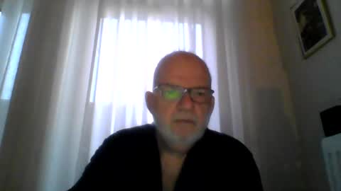 Snapshot of beardman916444 chatting on February 16, 6:43 am Beardman online show from February 16, 6:43 am