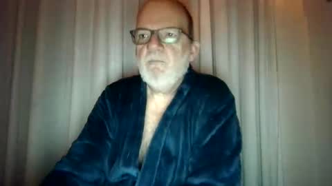 Snapshot of beardman916444 chatting on November 16, 5:46 am Beardman online show from November 16, 5:46 am