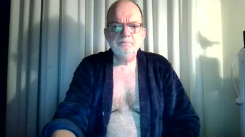 Snapshot of beardman916444 chatting on January 17, 6:51 am Beardman online show from January 17, 6:51 am