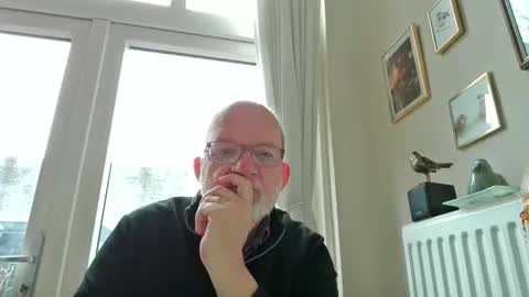 Snapshot of beardman916444 chatting on February 21, 12:39 pm Beardman online show from February 21, 12:39 pm