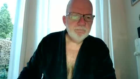 Snapshot of beardman916444 chatting on March 15, 5:57 am Beardman online show from March 15, 5:57 am