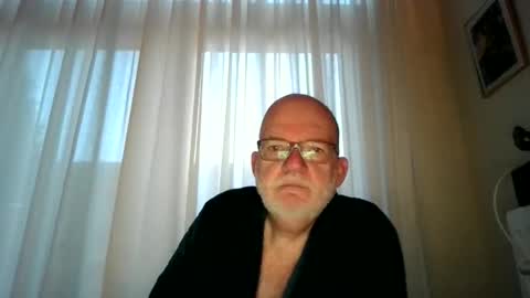 Snapshot of beardman916444 chatting on March 22, 5:22 am Beardman online show from March 22, 5:22 am