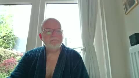 Snapshot of beardman916444 chatting on May 3, 5:02 am Beardman online show from May 3, 5:02 am