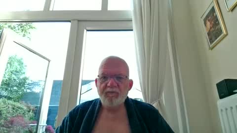 Snapshot of beardman916444 chatting on May 24, 5:01 am Beardman online show from May 24, 5:01 am