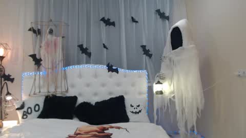 beataangel online show from October 26, 8:20 am