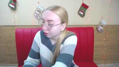 BeatriceFlyy online show from December 28, 9:20 am