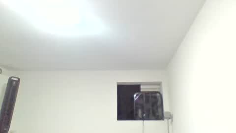 Snapshot of beauabney6 chatting on December 5, 4:09 am beauabney9 online show from December 5, 4:09 am