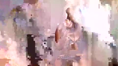 Chelsea and Raymond online show from February 11, 8:41 am