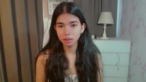 TRIXIE online show from April 12, 2:16 am