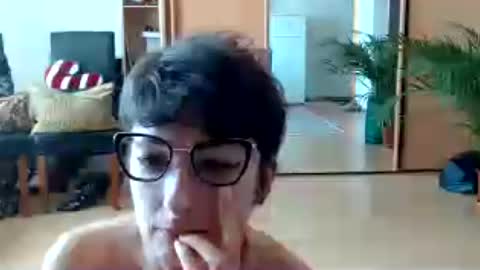 Raluca online show from July 30, 11:42 am