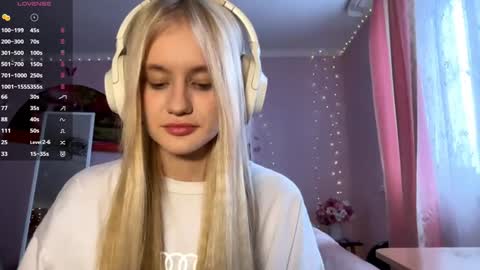 Melissa online show from February 15, 7:27 am