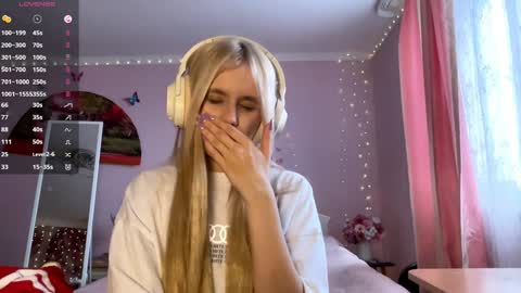 Melissa online show from February 15, 7:51 am