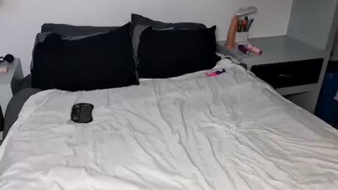 BECKY BOO  online show from February 25, 4:46 am