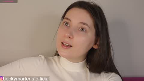 BeckyMartens come join me on    while im offline here  online show from March 18, 4:15 am