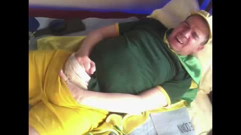 Snapshot of bedwetboy chatting on February 1, 8:18 pm Bedwetboys online show from February 1, 8:18 pm