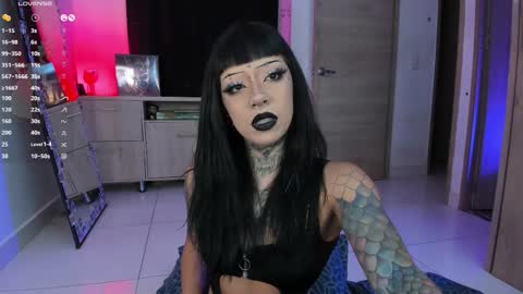 Snapshot of beelzebosss chatting on March 4, 12:05 am Daniela ur fav living dead girl online show from March 4, 12:05 am