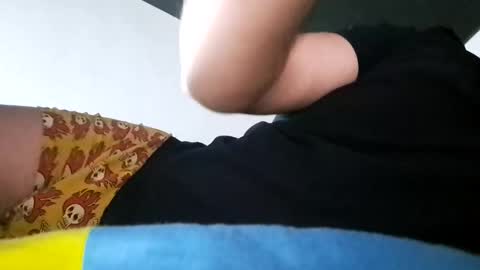 beenee3 online show from January 8, 12:05 pm