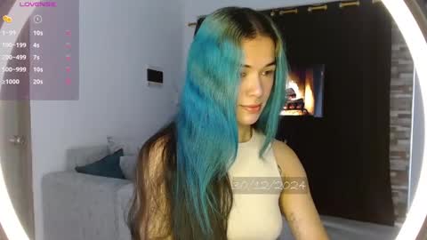   online show from December 30, 3:35 pm