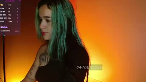   online show from August 4, 12:41 pm