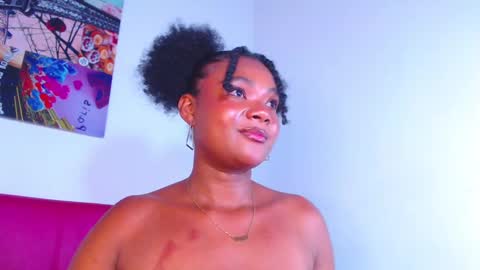 Snapshot of bella_adara1 chatting on February 7, 6:45 am CAMILA online show from February 7, 6:45 am