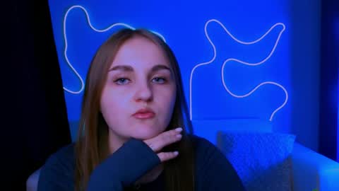 Snapshot of bella_dorn chatting on March 18, 11:57 am Bella online show from March 18, 11:57 am