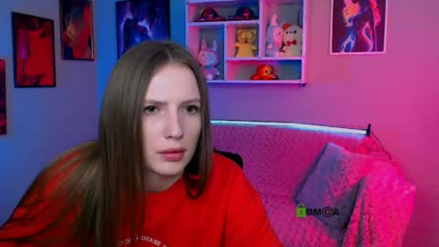 Snapshot of bella_dorn chatting on March 24, 11:04 am Bella online show from March 24, 11:04 am