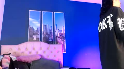 Valentina online show from June 10, 1:39 am