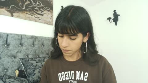 Bella online show from April 10, 2:06 am