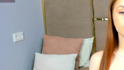 bellacandys online show from April 30, 1:34 am