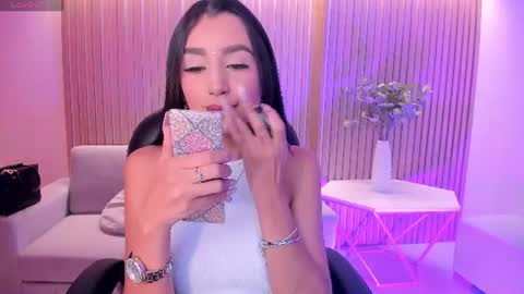 Snapshot of bellacarteer_ chatting on July 15, 6:46 pm Bella C online show from July 15, 6:46 pm